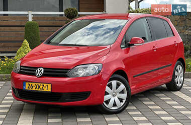 Хетчбек Volkswagen Golf Plus 2012 в 