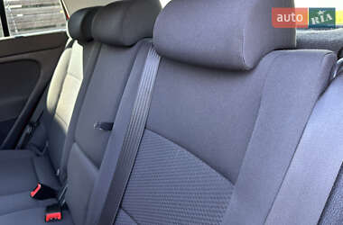 Хетчбек Volkswagen Golf Plus 2012 в 