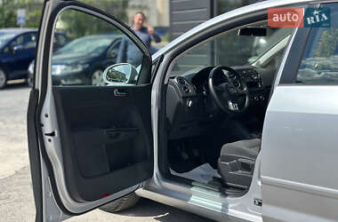 Хэтчбек Volkswagen Golf Plus 2013 в 