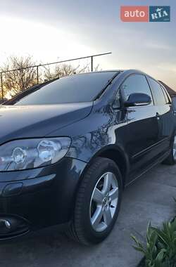 Хэтчбек Volkswagen Golf Plus 2006 в Лубнах