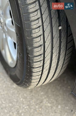 Хетчбек Volkswagen Golf Plus 2006 в 