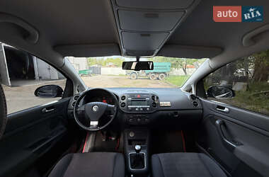 Хетчбек Volkswagen Golf Plus 2006 в 