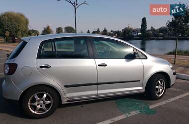 Хэтчбек Volkswagen Golf Plus 2008 в 