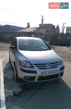 Хэтчбек Volkswagen Golf Plus 2008 в 