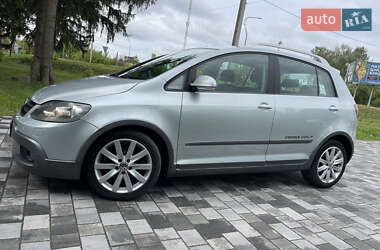 Хэтчбек Volkswagen Golf Plus 2008 в 
