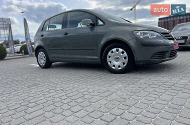 Хэтчбек Volkswagen Golf Plus 2005 в 