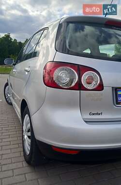 Хетчбек Volkswagen Golf Plus 2006 в 