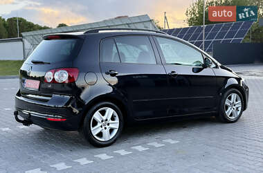 Хетчбек Volkswagen Golf Plus 2010 в 