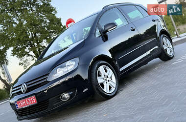 Хетчбек Volkswagen Golf Plus 2010 в 