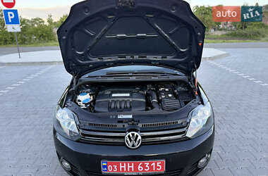 Хетчбек Volkswagen Golf Plus 2010 в 