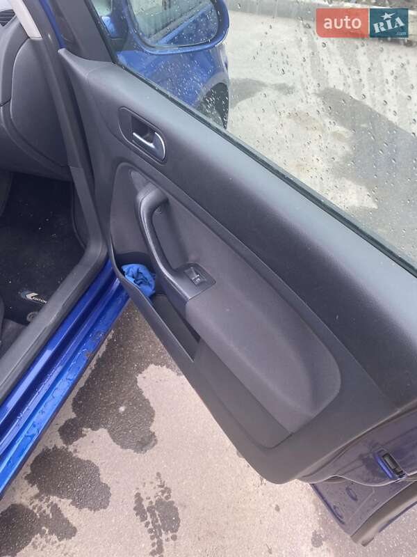 Хетчбек Volkswagen Golf Plus 2005 в Бару