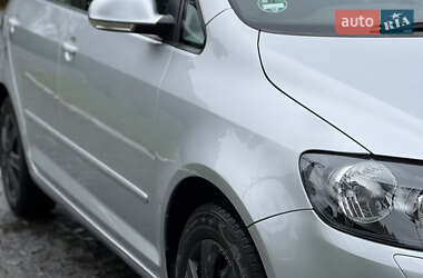 Хэтчбек Volkswagen Golf Plus 2009 в 