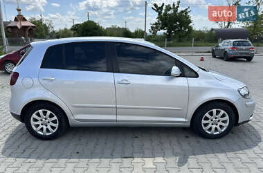Хэтчбек Volkswagen Golf Plus 2005 в 