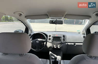 Хэтчбек Volkswagen Golf Plus 2005 в 