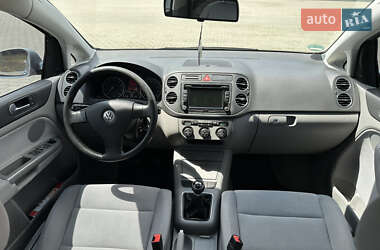 Хэтчбек Volkswagen Golf Plus 2005 в 
