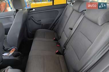 Хэтчбек Volkswagen Golf Plus 2006 в 