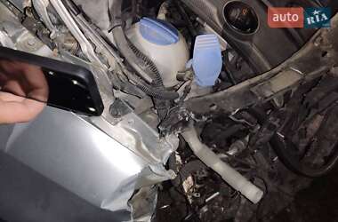 Хэтчбек Volkswagen Golf Plus 2006 в 