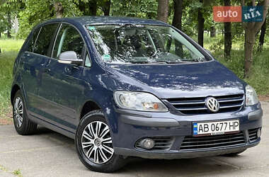 Хэтчбек Volkswagen Golf Plus 2008 в Киеве