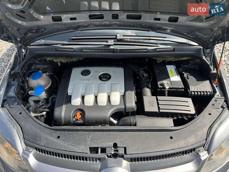 Хетчбек Volkswagen Golf Plus 2005 в Смілі