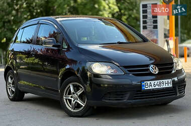 Хэтчбек Volkswagen Golf Plus 2005 в 
