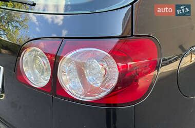 Хэтчбек Volkswagen Golf Plus 2005 в 