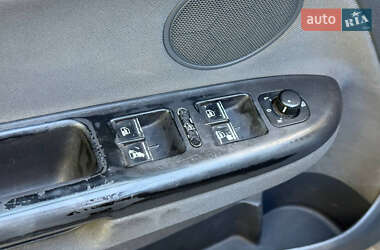 Хэтчбек Volkswagen Golf Plus 2005 в 