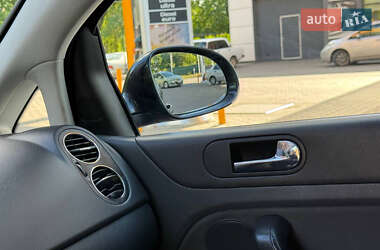 Хэтчбек Volkswagen Golf Plus 2005 в 