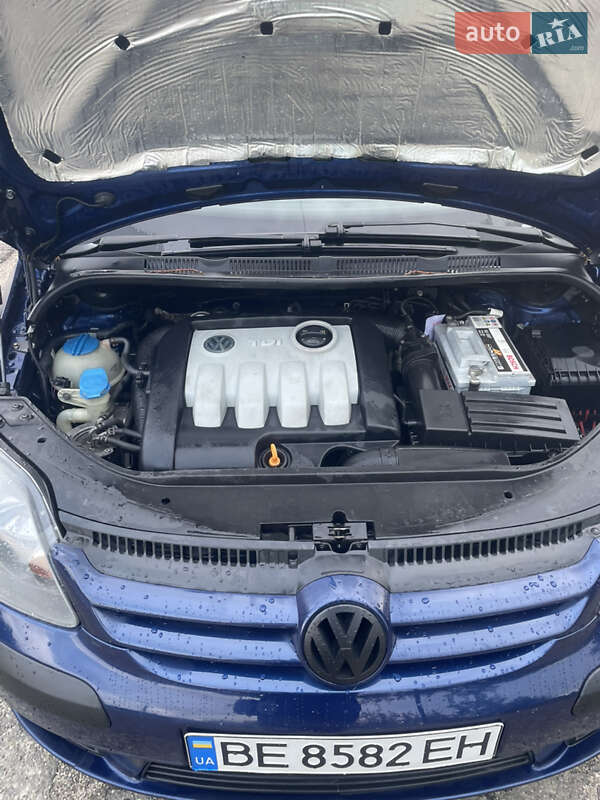 Хетчбек Volkswagen Golf Plus 2007 в Новояворівську