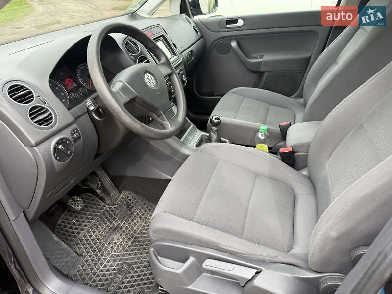 Хэтчбек Volkswagen Golf Plus 2006 в Нововолынске