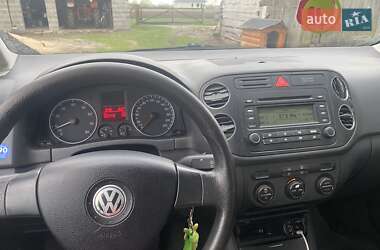 Хетчбек Volkswagen Golf Plus 2005 в 