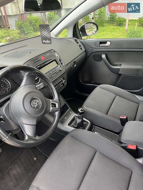 Хетчбек Volkswagen Golf Plus 2010 в Нововолинську