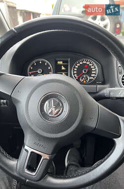 Хэтчбек Volkswagen Golf Plus 2010 в 