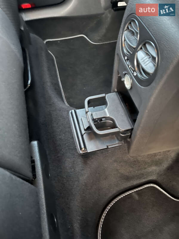 Хетчбек Volkswagen Golf Plus 2010 в Нововолинську