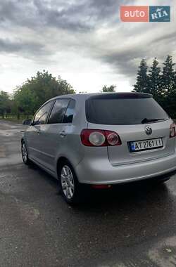 Хэтчбек Volkswagen Golf Plus 2005 в 
