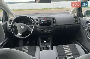 Хетчбек Volkswagen Golf Plus 2008 в 