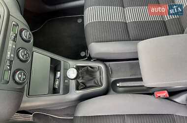 Хэтчбек Volkswagen Golf Plus 2009 в 