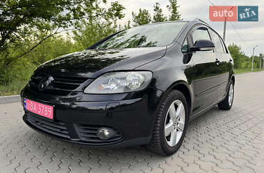 Хэтчбек Volkswagen Golf Plus 2009 в 
