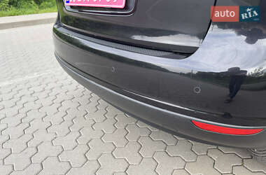 Хэтчбек Volkswagen Golf Plus 2009 в 