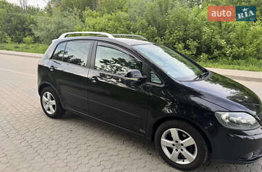Хэтчбек Volkswagen Golf Plus 2009 в 