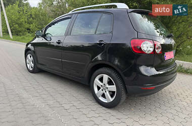 Хэтчбек Volkswagen Golf Plus 2009 в 
