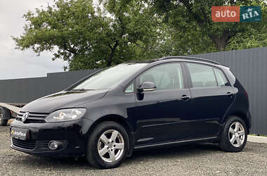 Хэтчбек Volkswagen Golf Plus 2009 в 