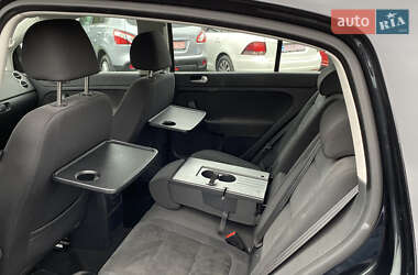 Хэтчбек Volkswagen Golf Plus 2009 в 