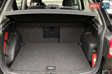 Хэтчбек Volkswagen Golf Plus 2009 в 