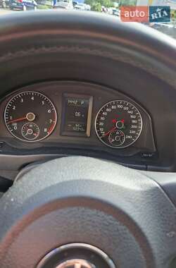 Хэтчбек Volkswagen Golf Plus 2011 в 