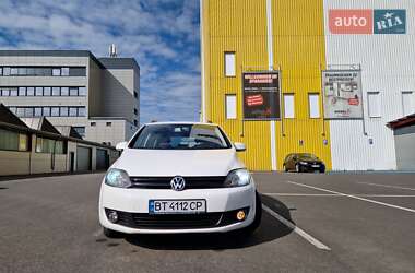 Хэтчбек Volkswagen Golf Plus 2011 в 