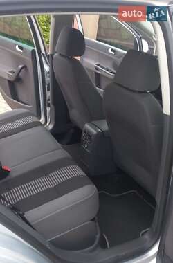 Хэтчбек Volkswagen Golf Plus 2008 в 
