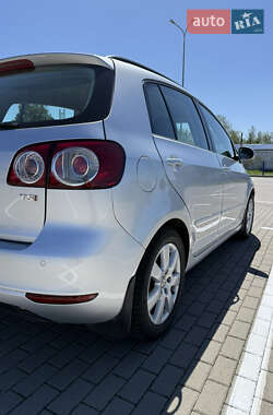 Хетчбек Volkswagen Golf Plus 2009 в 