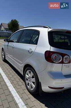 Хетчбек Volkswagen Golf Plus 2009 в 