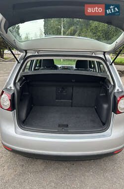 Хэтчбек Volkswagen Golf Plus 2005 в 