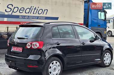Хэтчбек Volkswagen Golf Plus 2010 в 